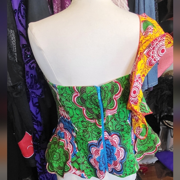 Vibrant Afropunk Styled Cotton One Shoulder Top - Picture 4 of 6